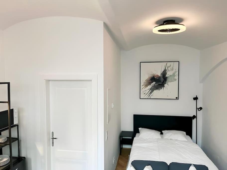 Gemuetliche Wohnung, Ideal Fuer Und Wu *