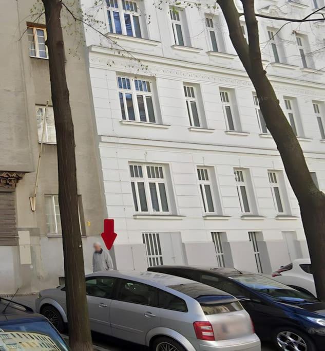 Gemuetliche Wohnung, Ideal Fuer Und Wu * Vienna