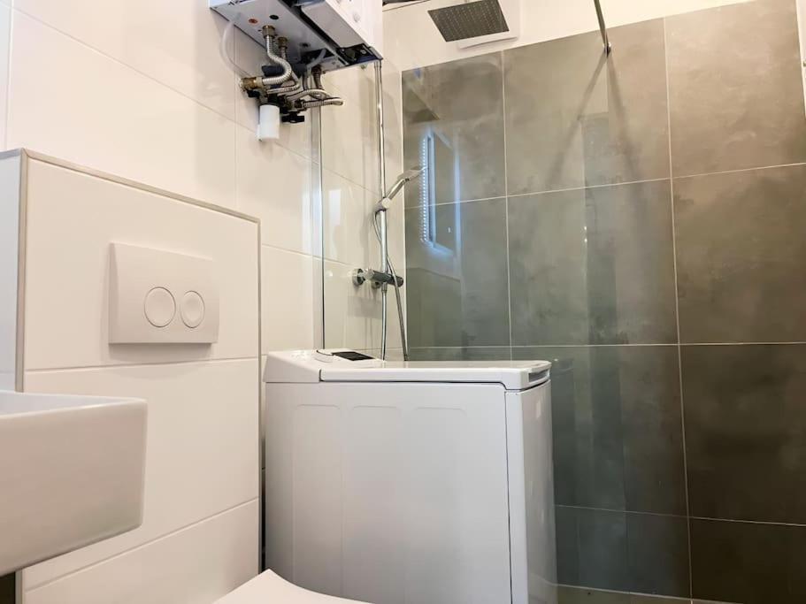 Gemuetliche Wohnung, Ideal Fuer Und Wu * Vienna