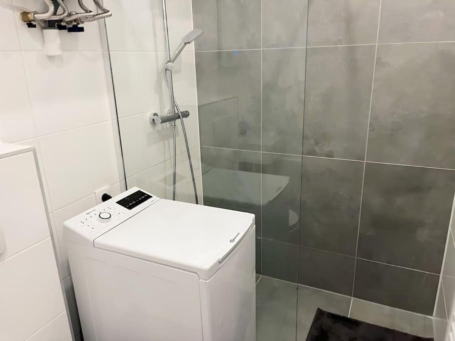 Gemuetliche Wohnung, Ideal Fuer Und Wu Apartment
