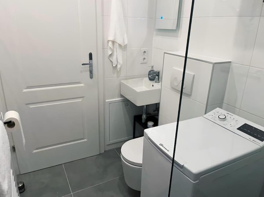 Gemuetliche Wohnung, Ideal Fuer Und Wu Vienna